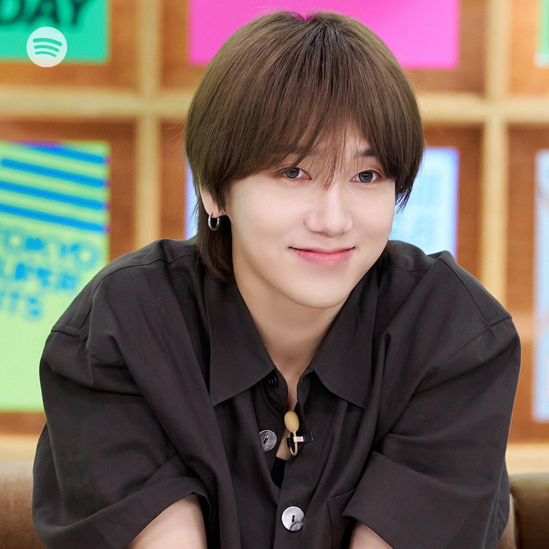 Behind-the-scenes cut of Yesung (Super Junior)