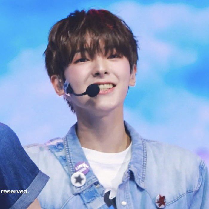 A moment captured by Kang Woojin's fan