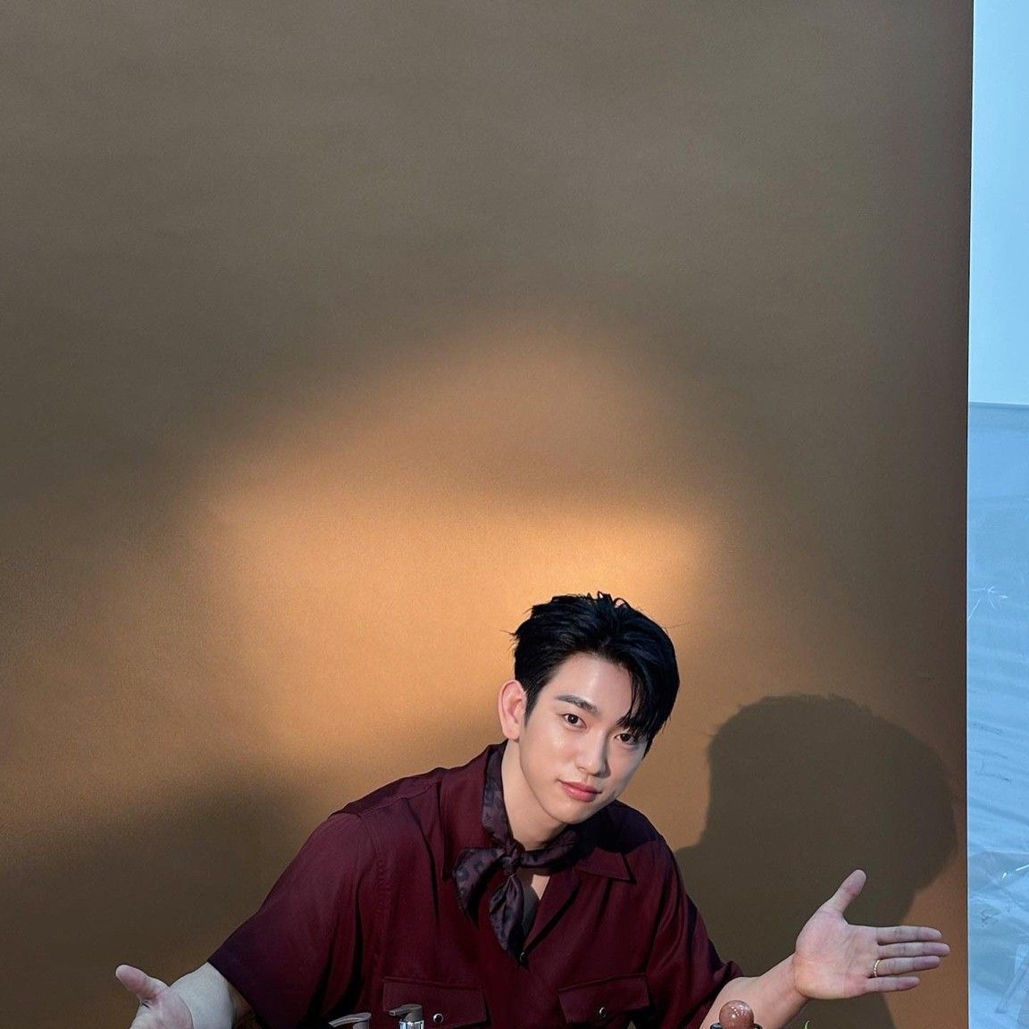 A moment captured by Jinyoung (GOT7)'s fan