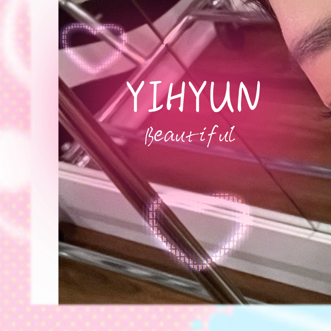 A moment captured by Yihyun (Baby DONT Cry)'s fan