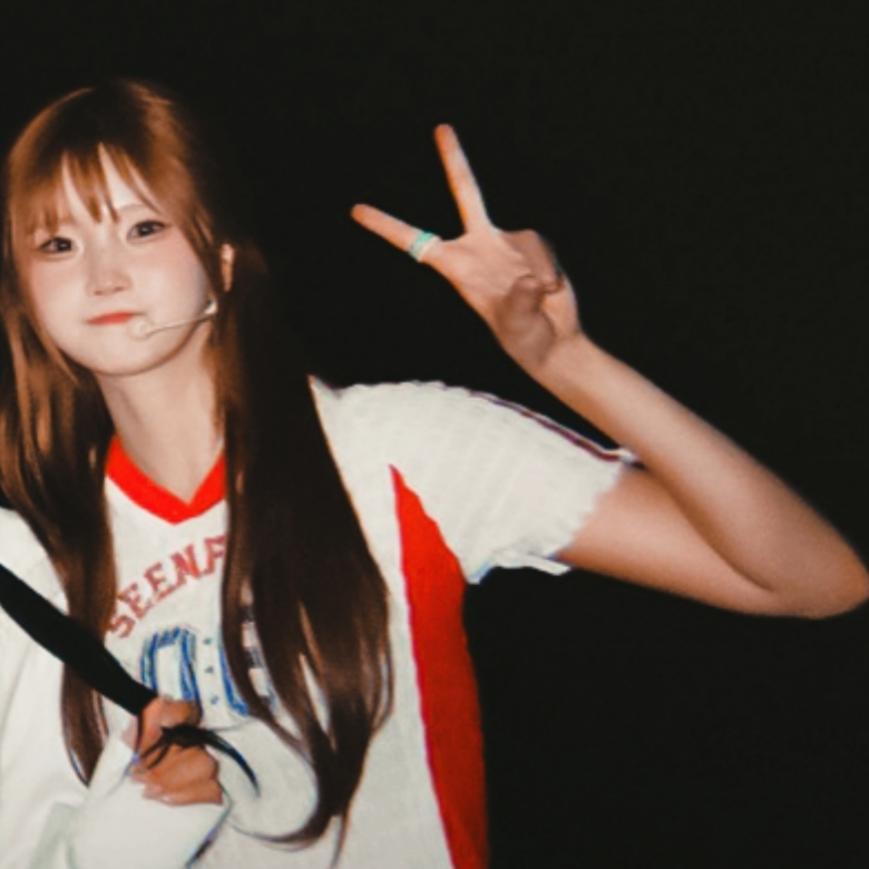 Latest photo of fromis (9)