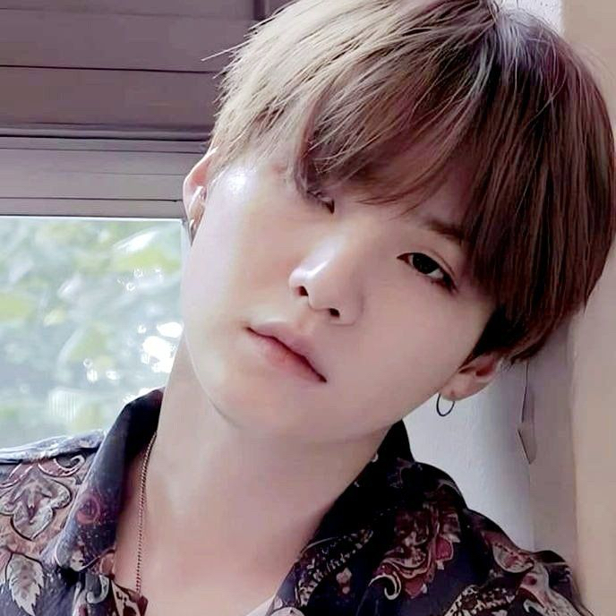 슈가 (방탄소년단)의 최신 사진