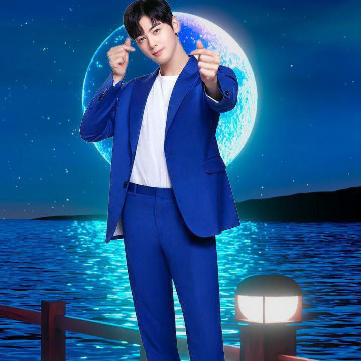 Recent activity shot of Eunwoo (ASTRO)