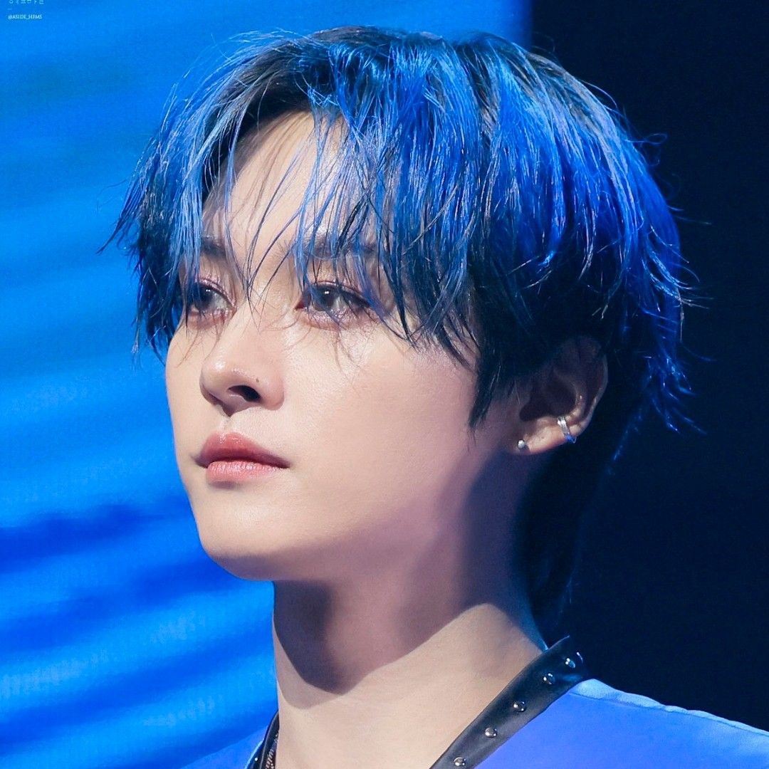 Recent activity shot of Lee Know (Stray Kids)