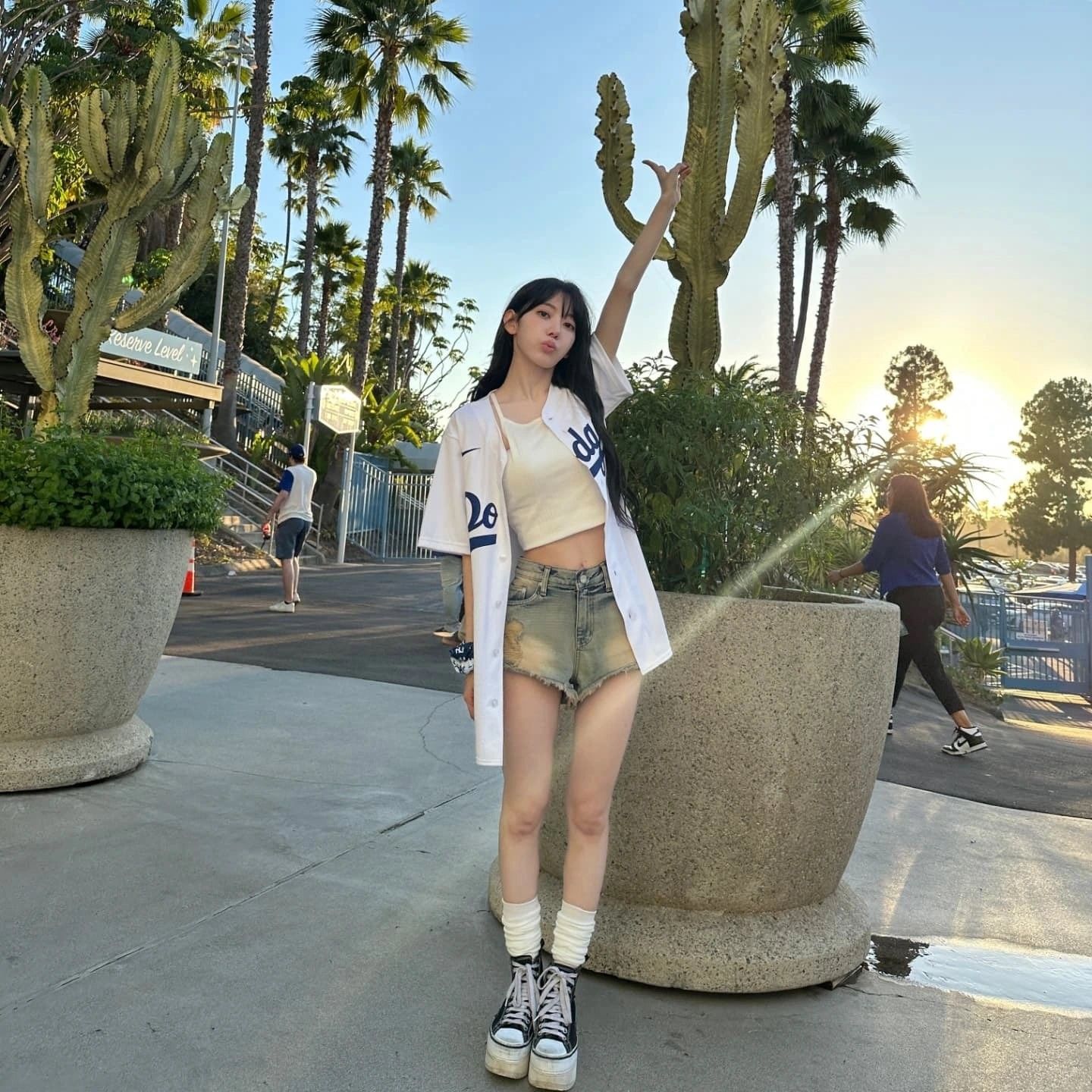 사쿠라 (르세라핌)의 비하인드 컷