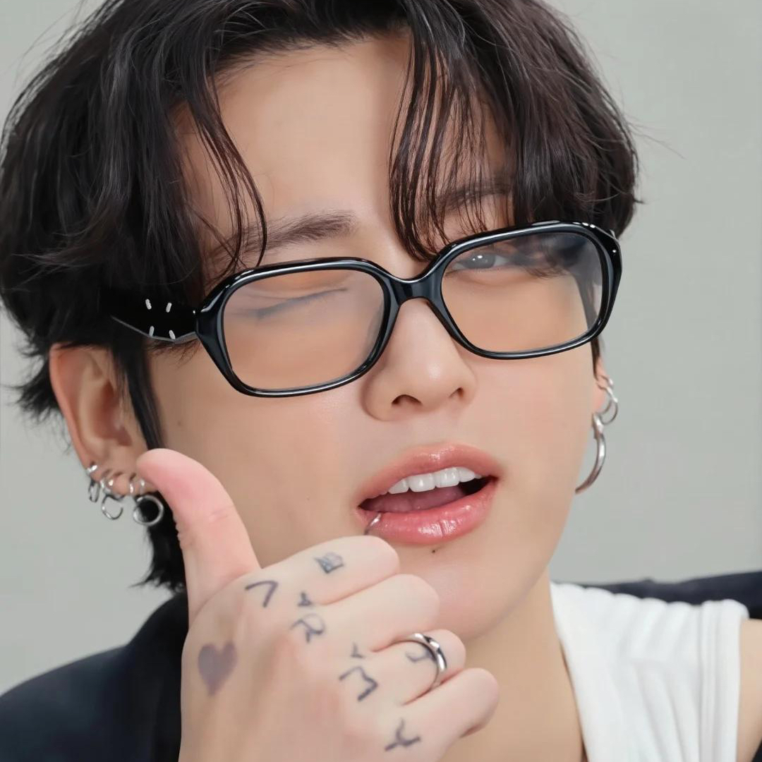 정국 (방탄소년단)의 최신 사진