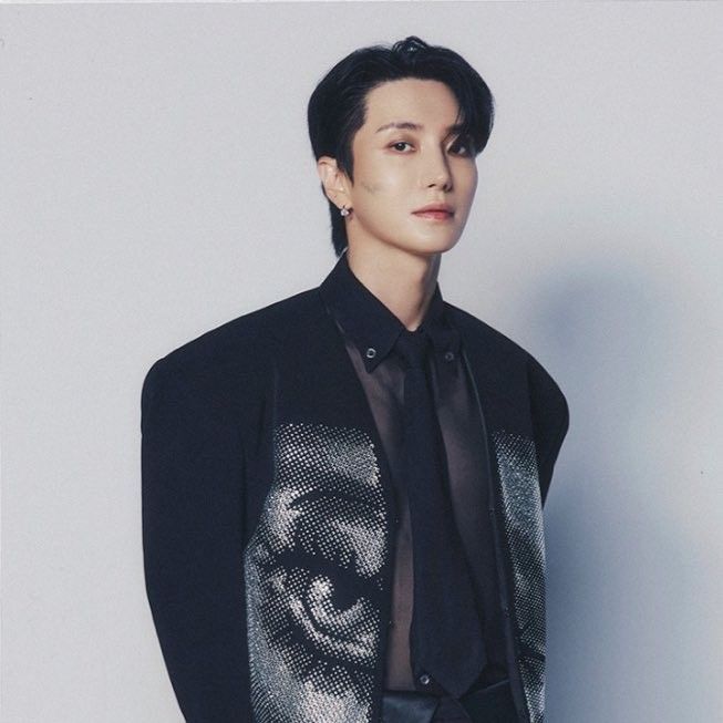 Recent activity shot of Leeteuk (Super Junior)