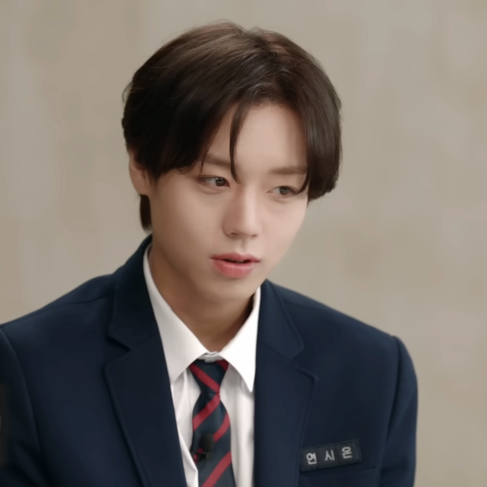 Latest photo of Park Jihoon