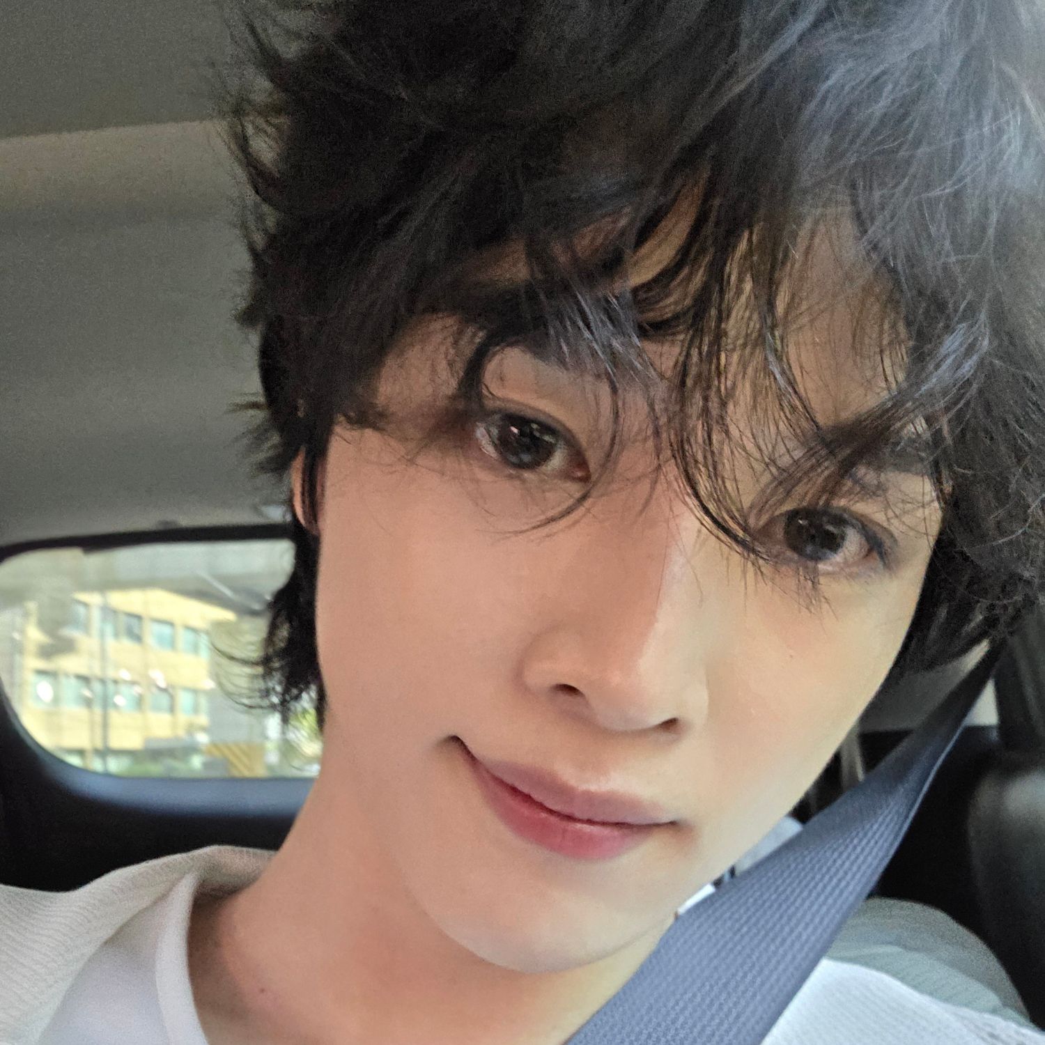 Recent activity shot of Sungchan (RIIZE)