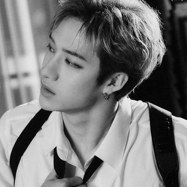 Potret di balik layar Bang Chan (Stray Kids)
