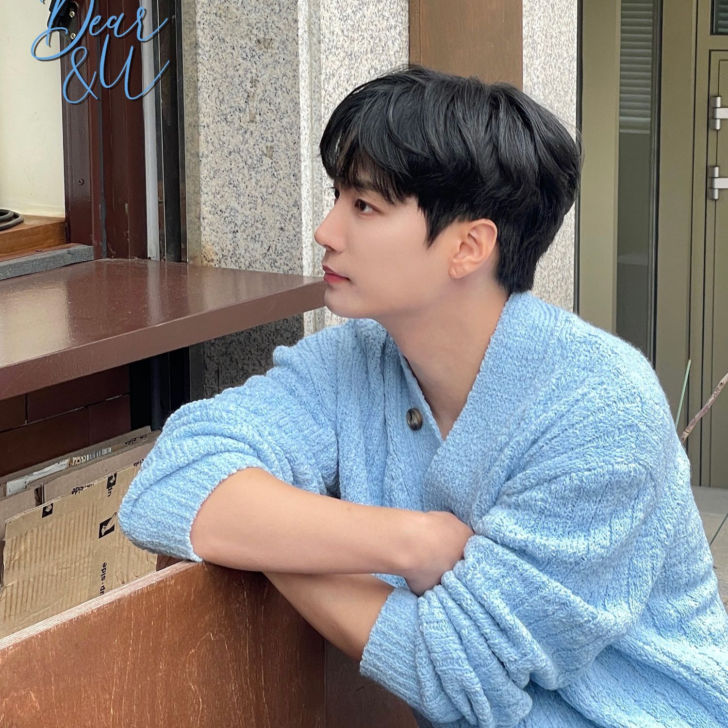 A moment captured by Kim Jonghyeon's fan