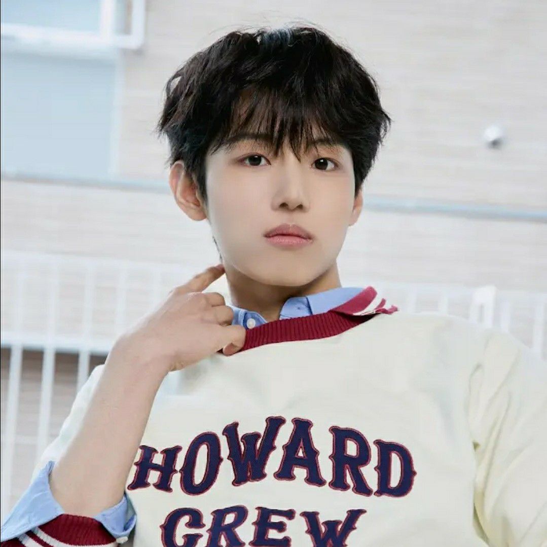 Recent activity shot of Jang yonghoon (IDID)