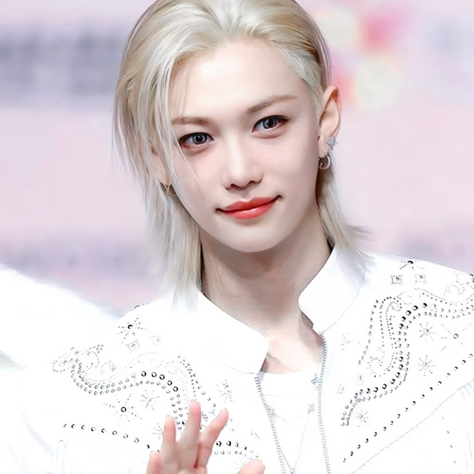 Behind-the-scenes cut of Felix (Stray Kids)