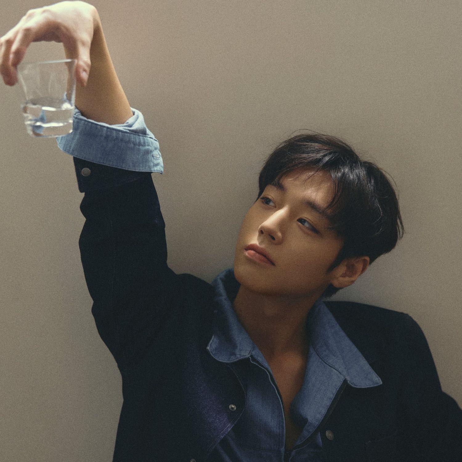 Recent activity shot of Park Jihoon