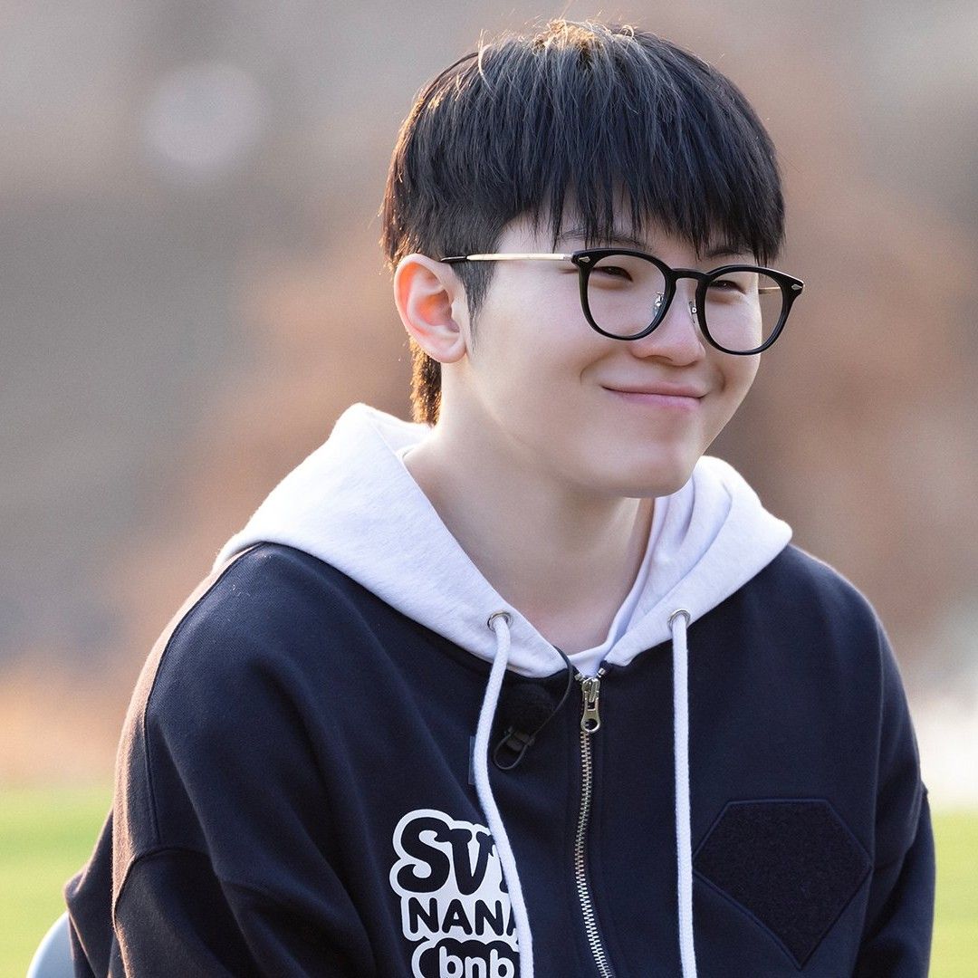 Recent activity shot of Woozi (SEVENTEEN)