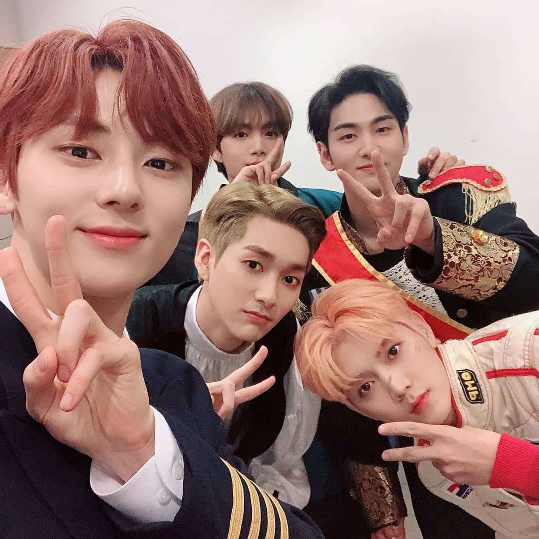 Behind-the-scenes cut of NU'EST