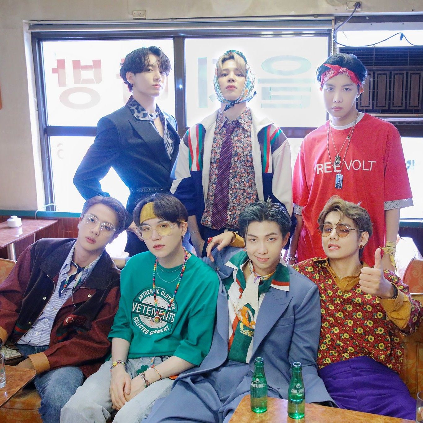 RM (防弹少年团)的幕后花絮