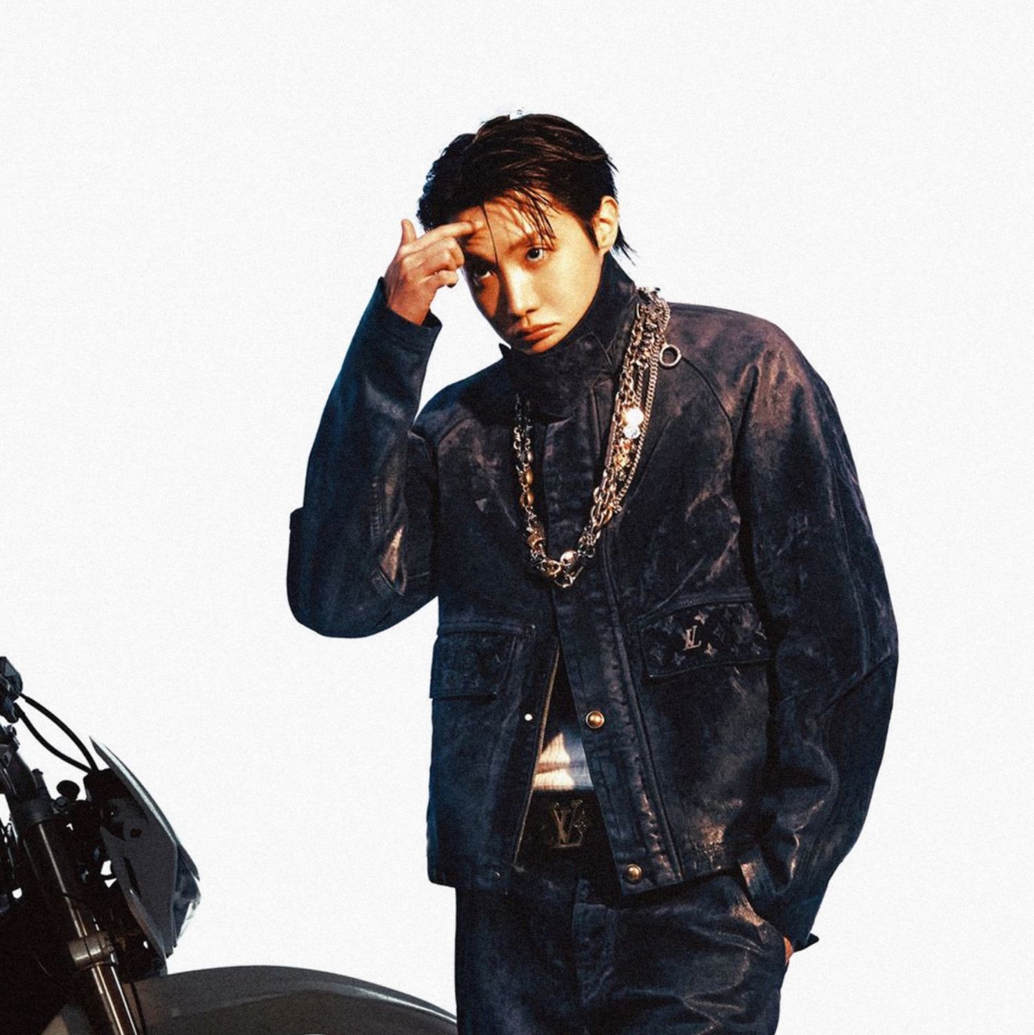 J-hope (防彈少年團)的最新照片