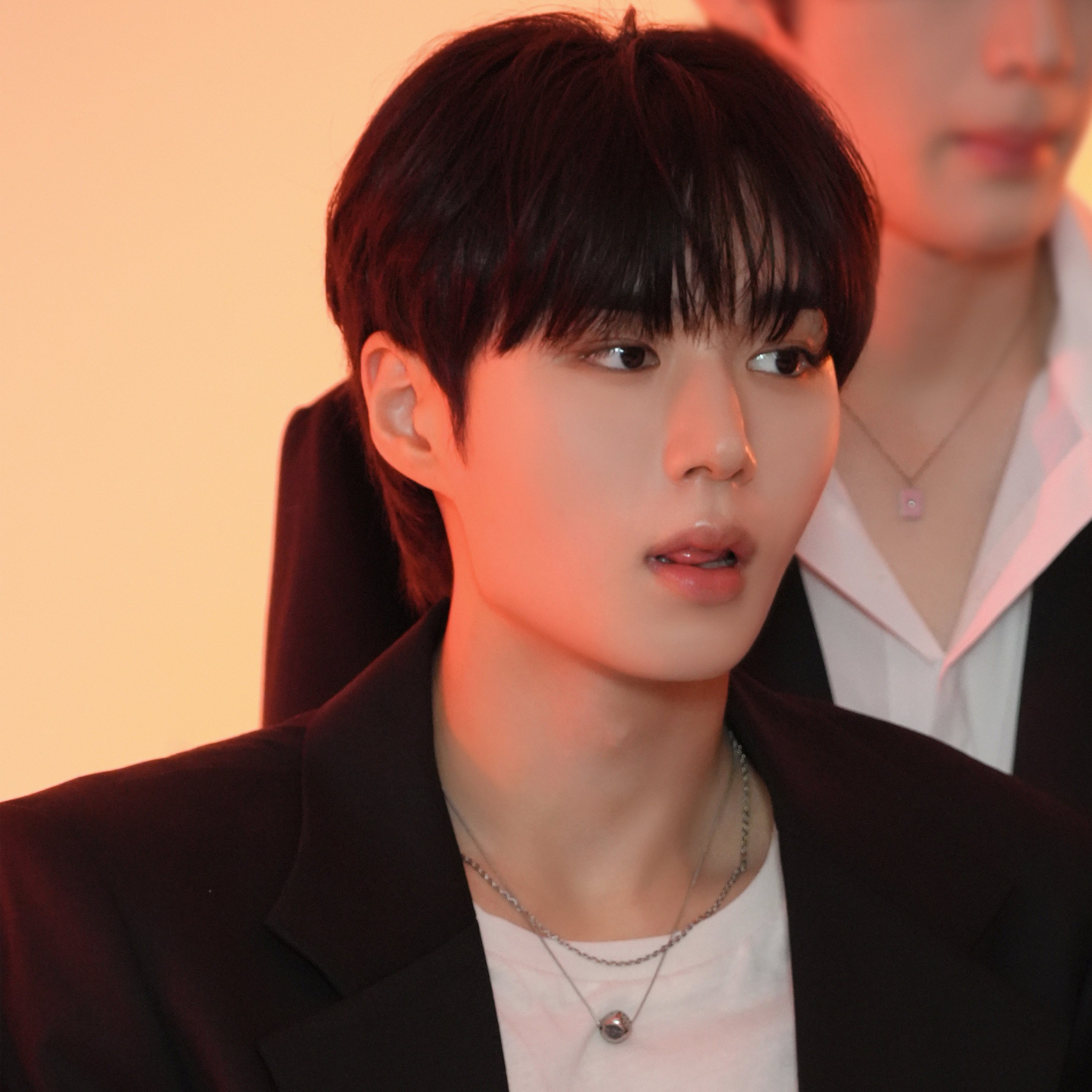 Behind-the-scenes cut of Kim Junseo (ALPHA DRIVE ONE)