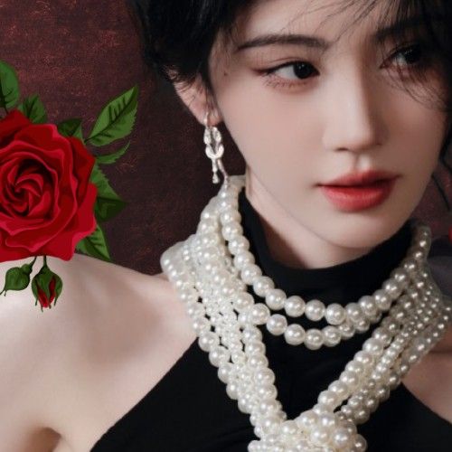 Latest photo of Ju Jingyi