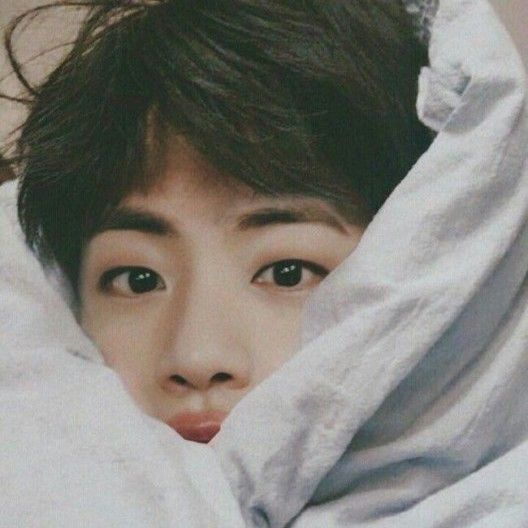 Foto terbaru Jin (BTS)