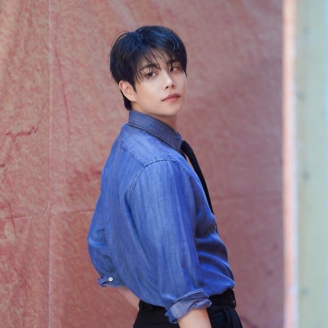 Latest photo of MJ (ASTRO)