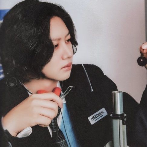 Latest photo of Heechul (Super Junior)