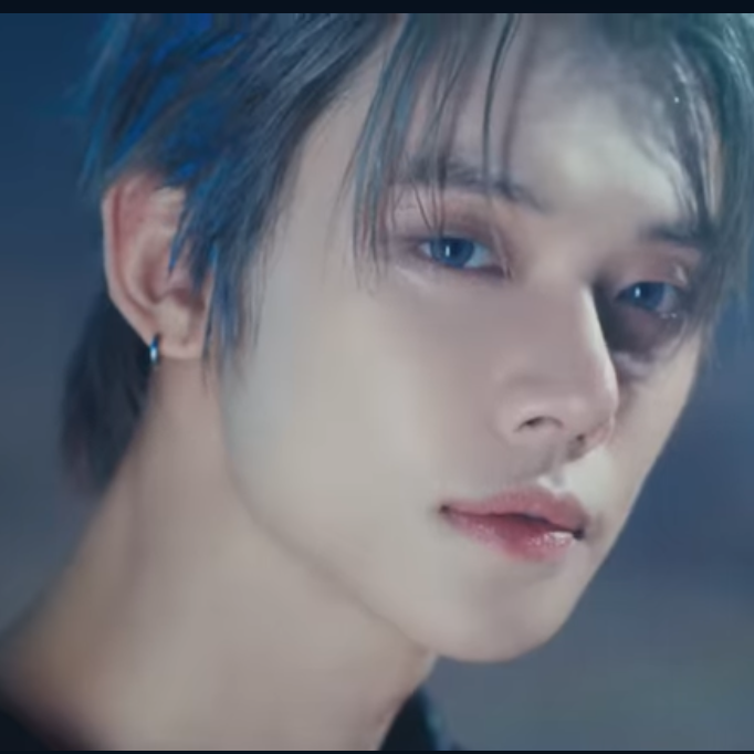 Behind-the-scenes cut of Yeonjun (TOMORROW X TOGETHER)