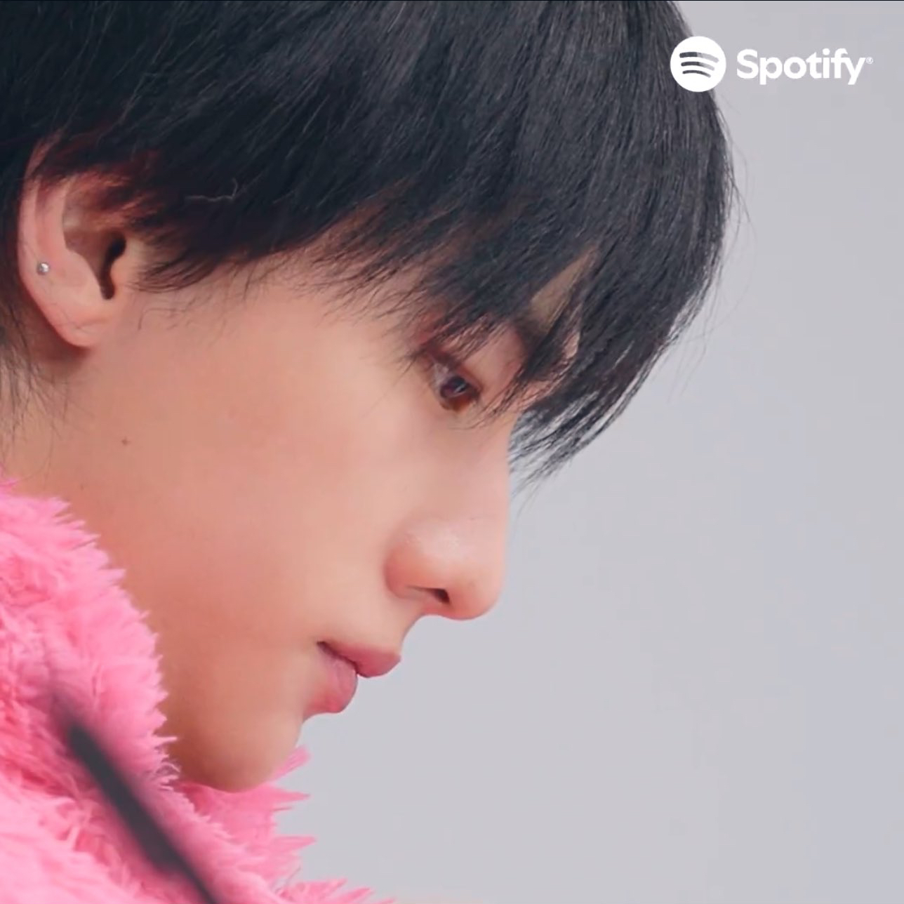 Recent activity shot of Hyunjin (Stray Kids)