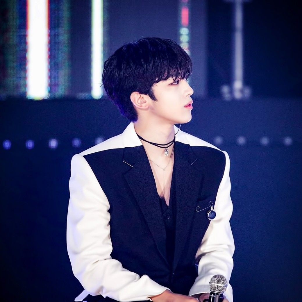 Behind-the-scenes cut of Kim Yohan (WEi)