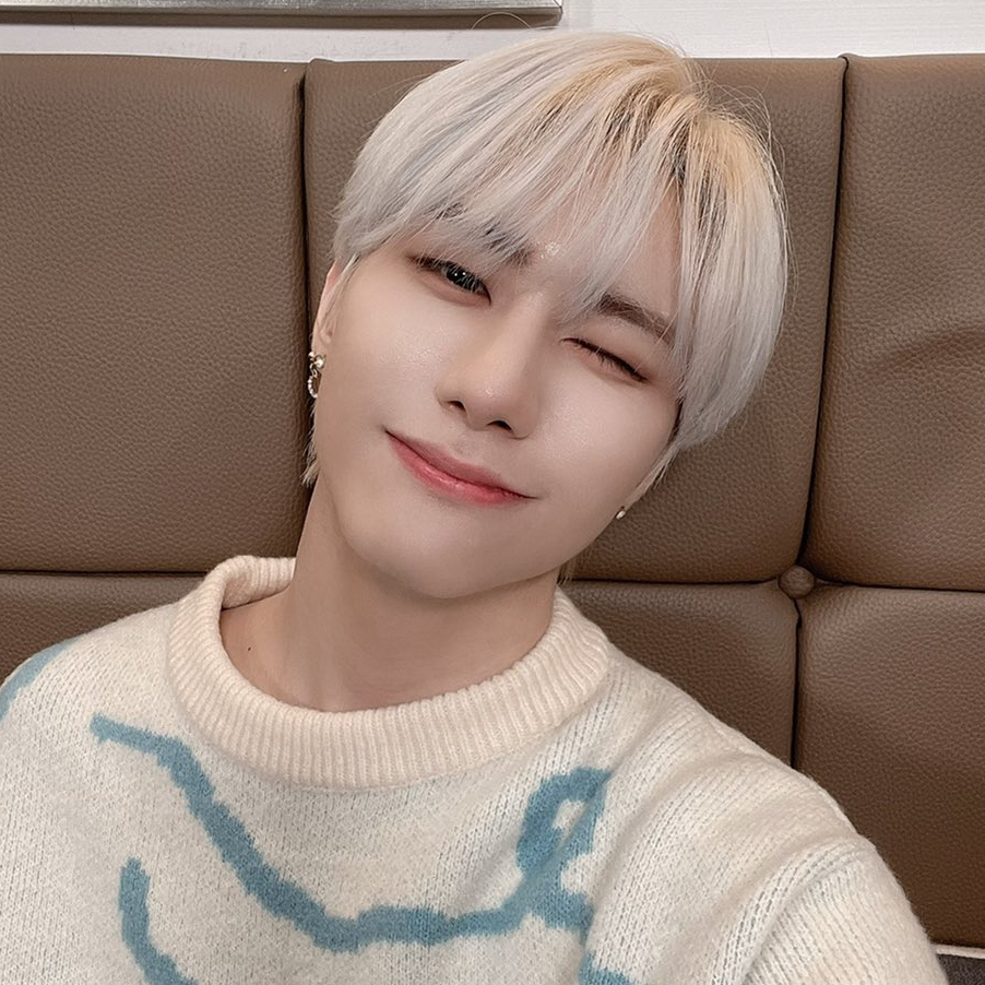 A moment captured by Kang Seungsik (VICTON)'s fan