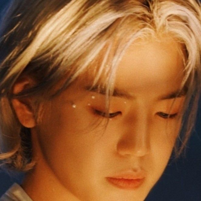 Latest photo of Donghun (A.C.E)