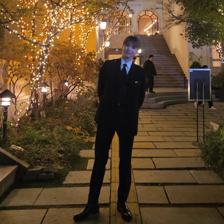 강다니엘 최근 활동샷