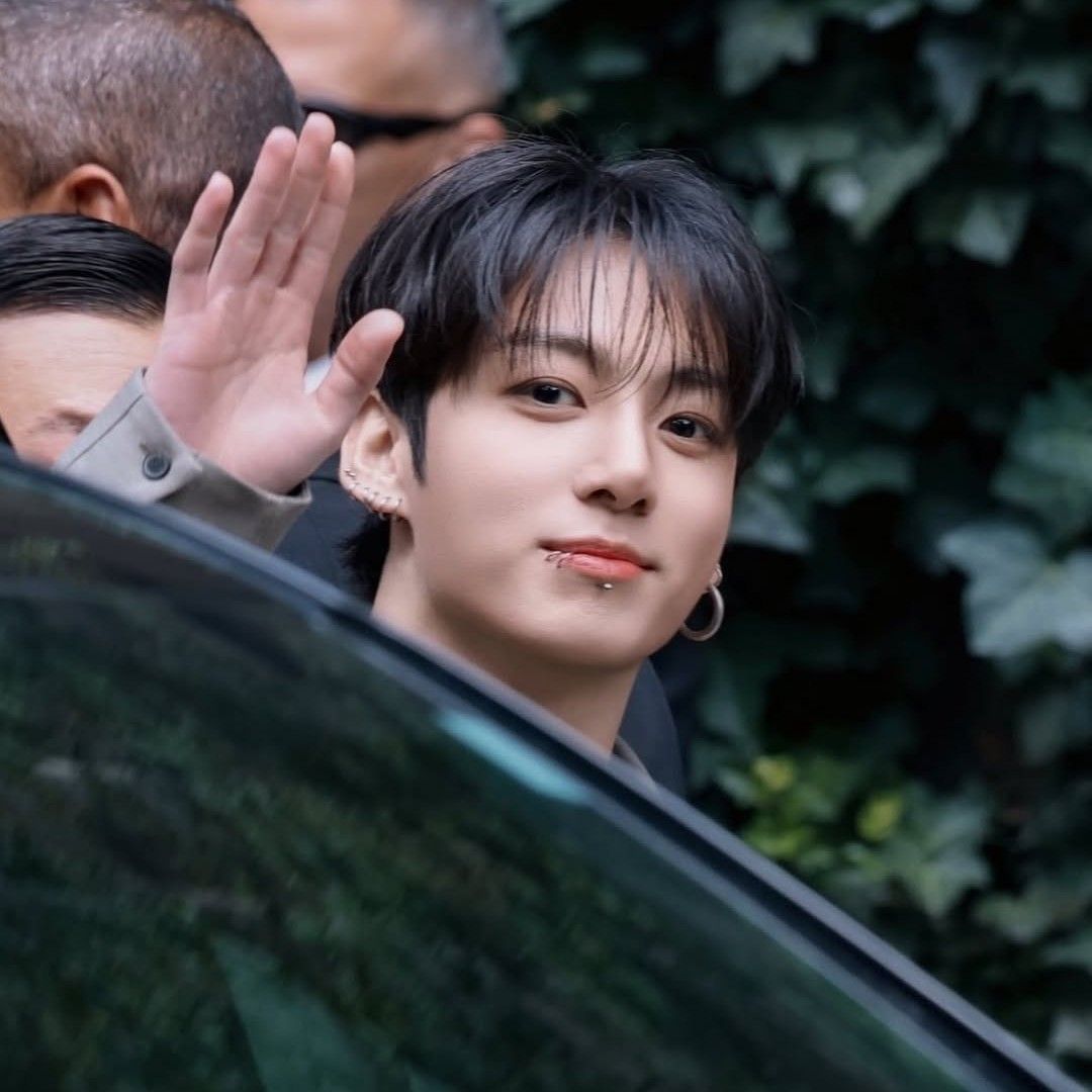 柾國 (防彈少年團)的最新活動照片