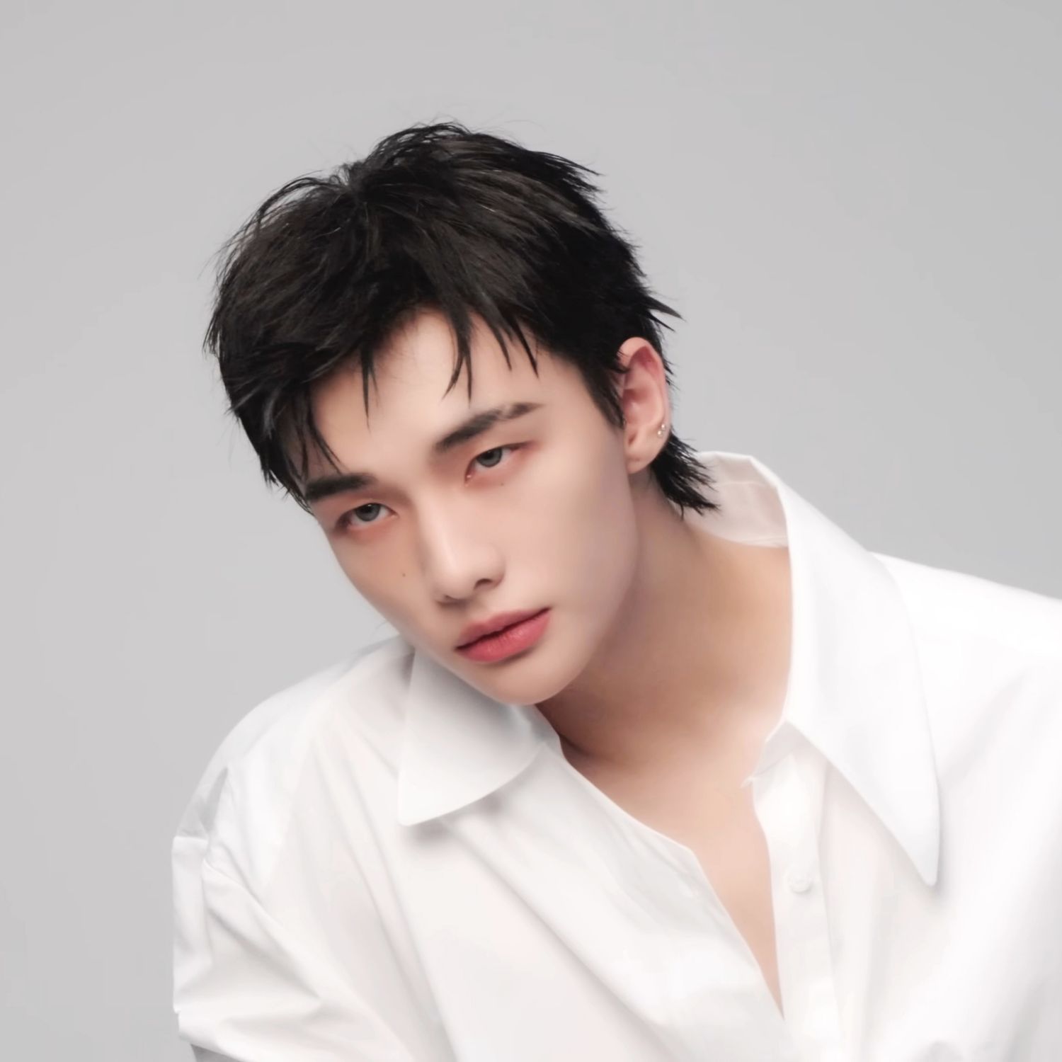 Behind-the-scenes cut of Hyunjin (Stray Kids)