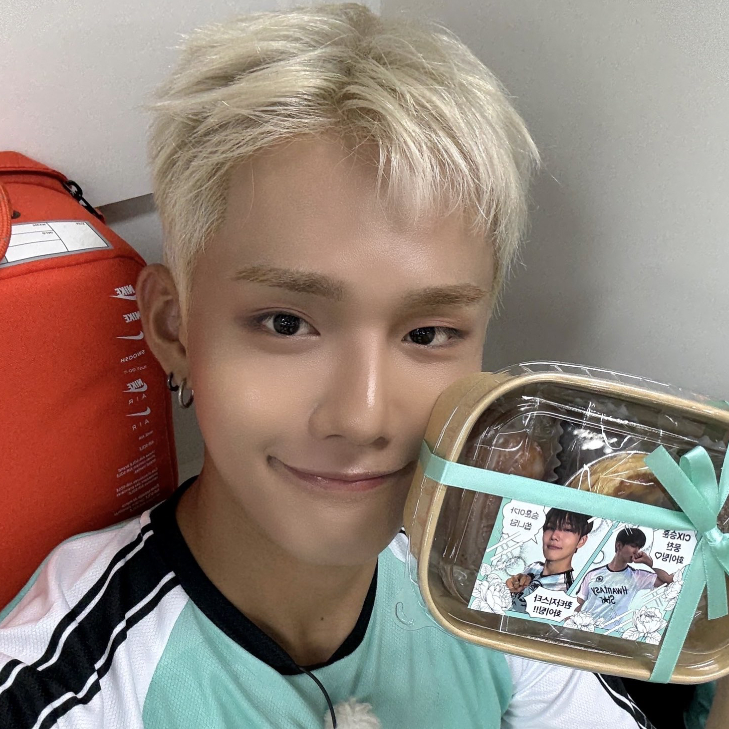 Latest photo of Seunghun (B.D.U)