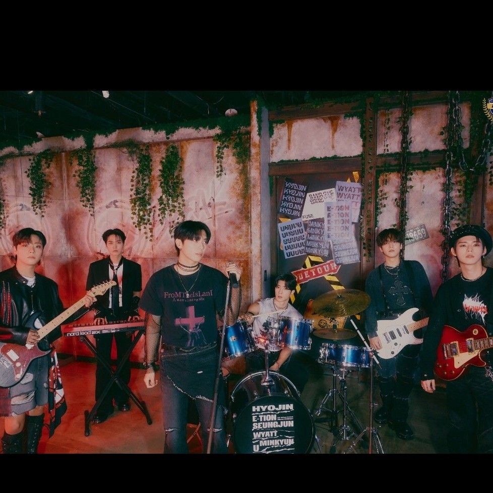 Behind-the-scenes cut of ONF