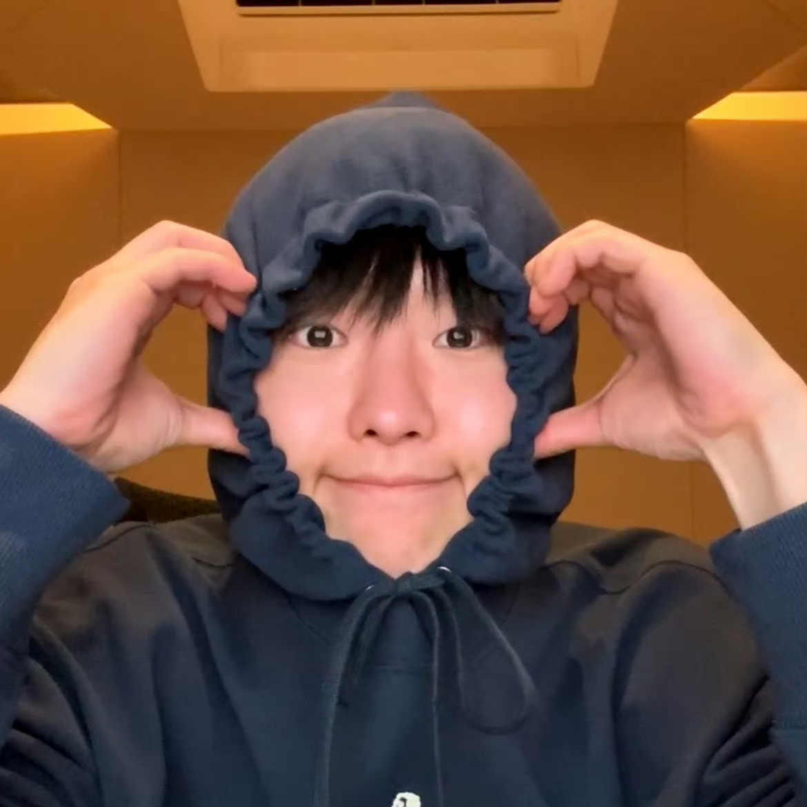 WOODZ的最新活动照片