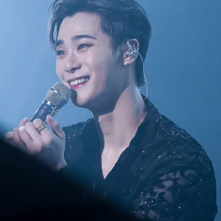 Behind-the-scenes cut of Moonbin (ASTRO)