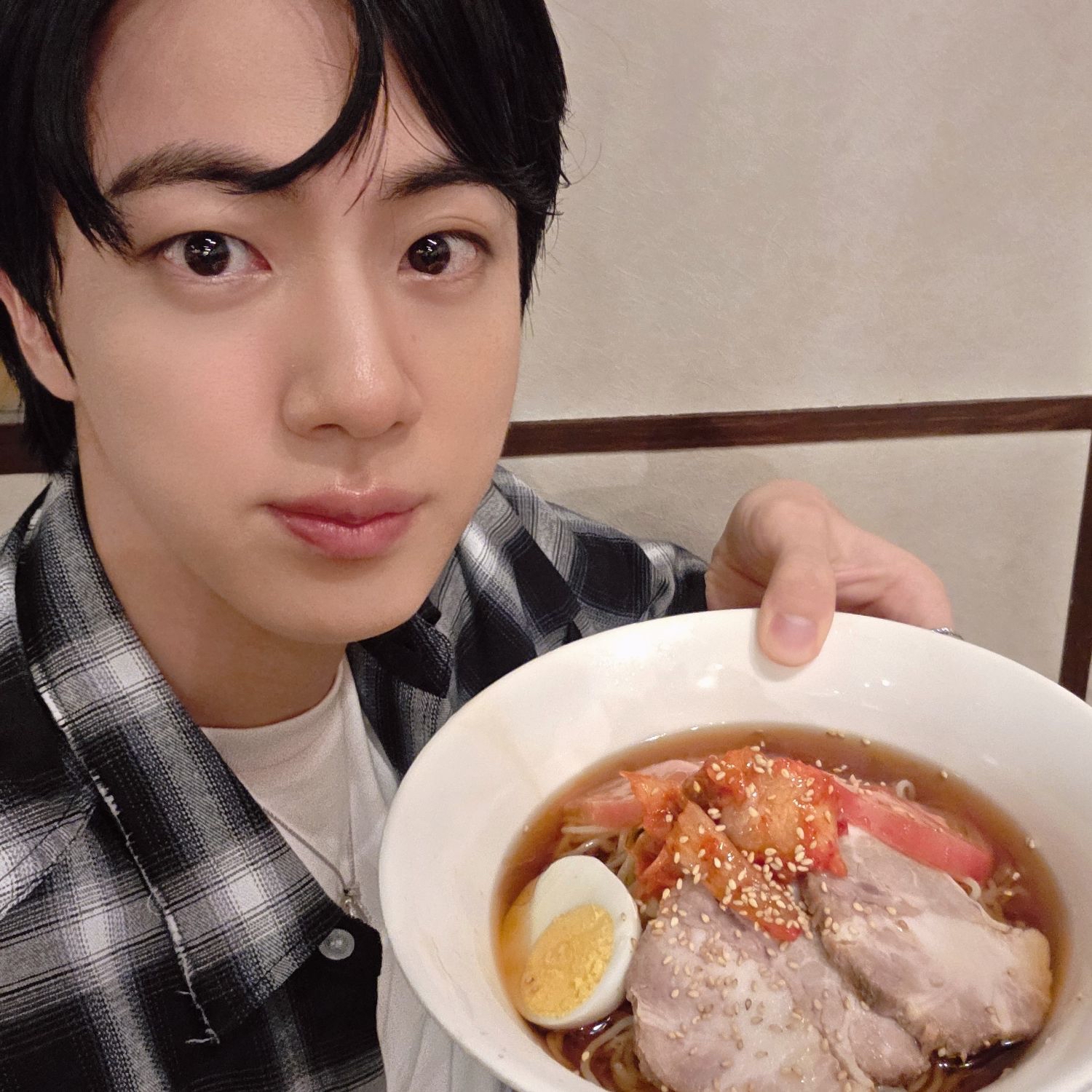 Behind-the-scenes cut of Jin (BTS)