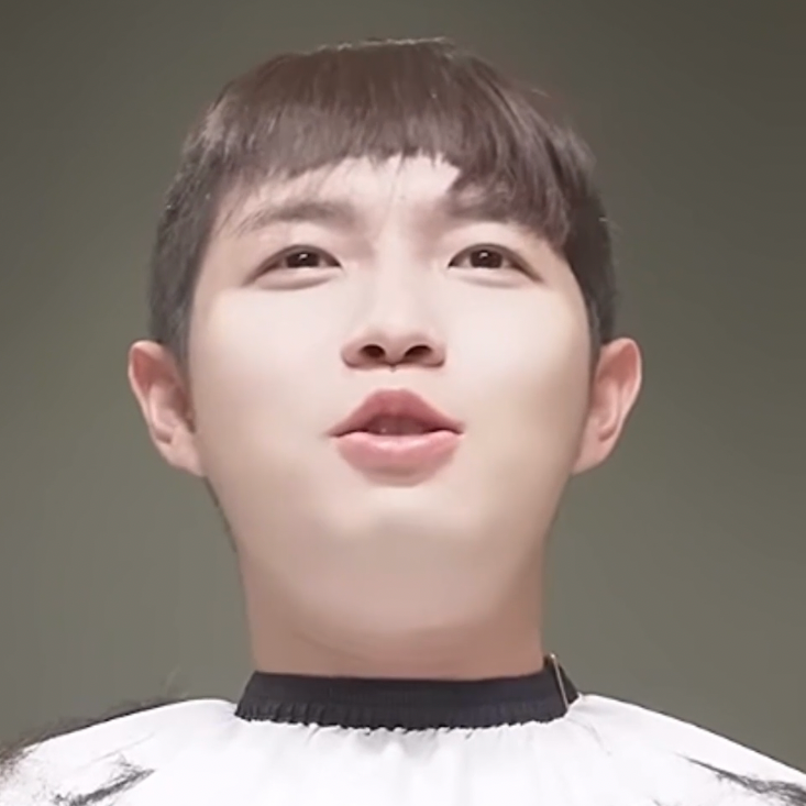 Momen yang diabadikan oleh penggemar Kim Jaehwan