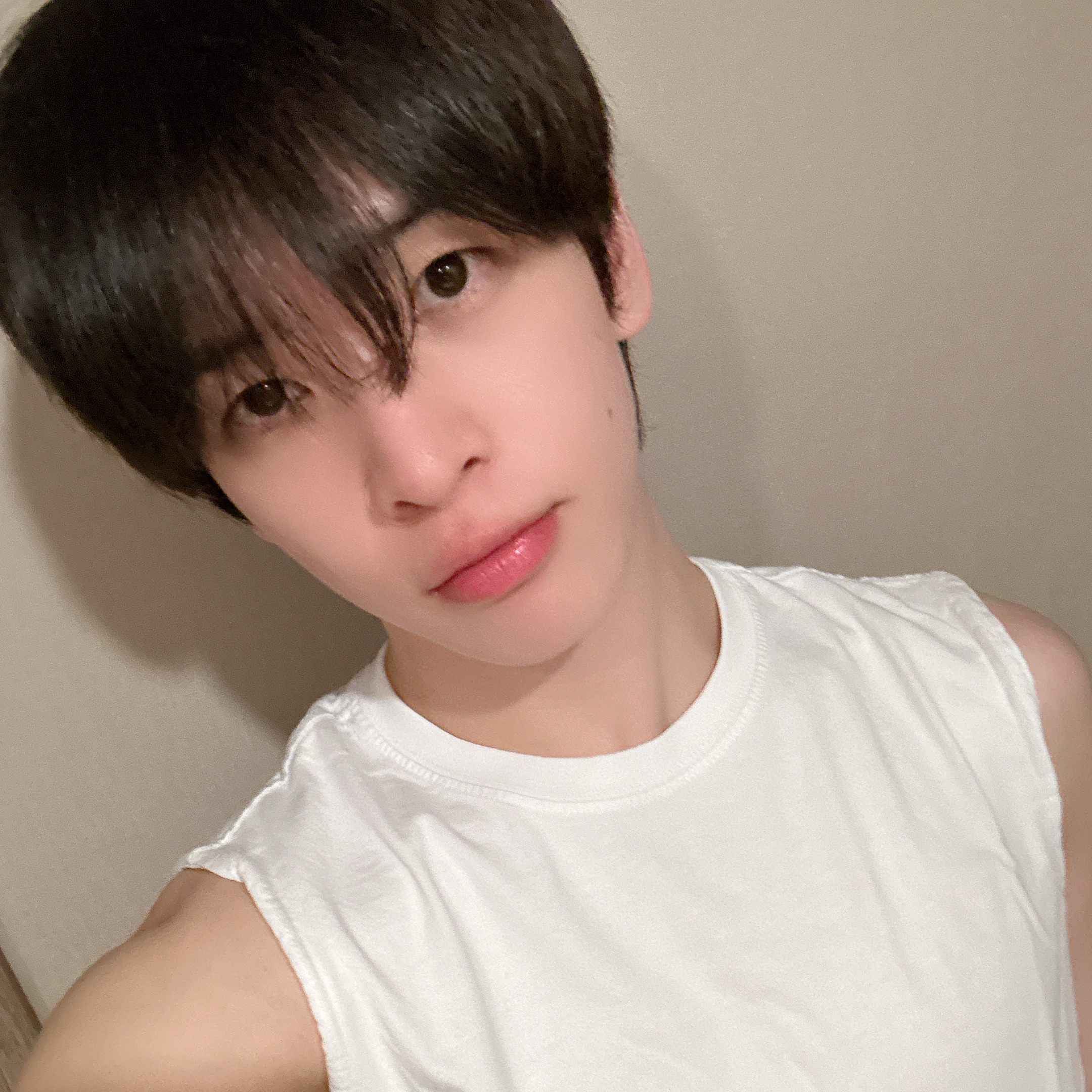Latest photo of Allen (CRAVITY)