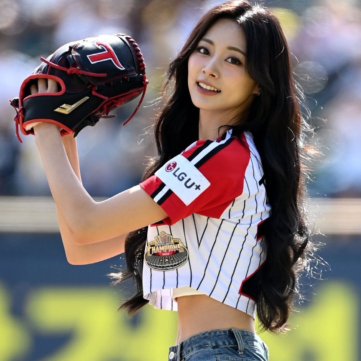 ツウィ (TWICE)の最近の活動写真