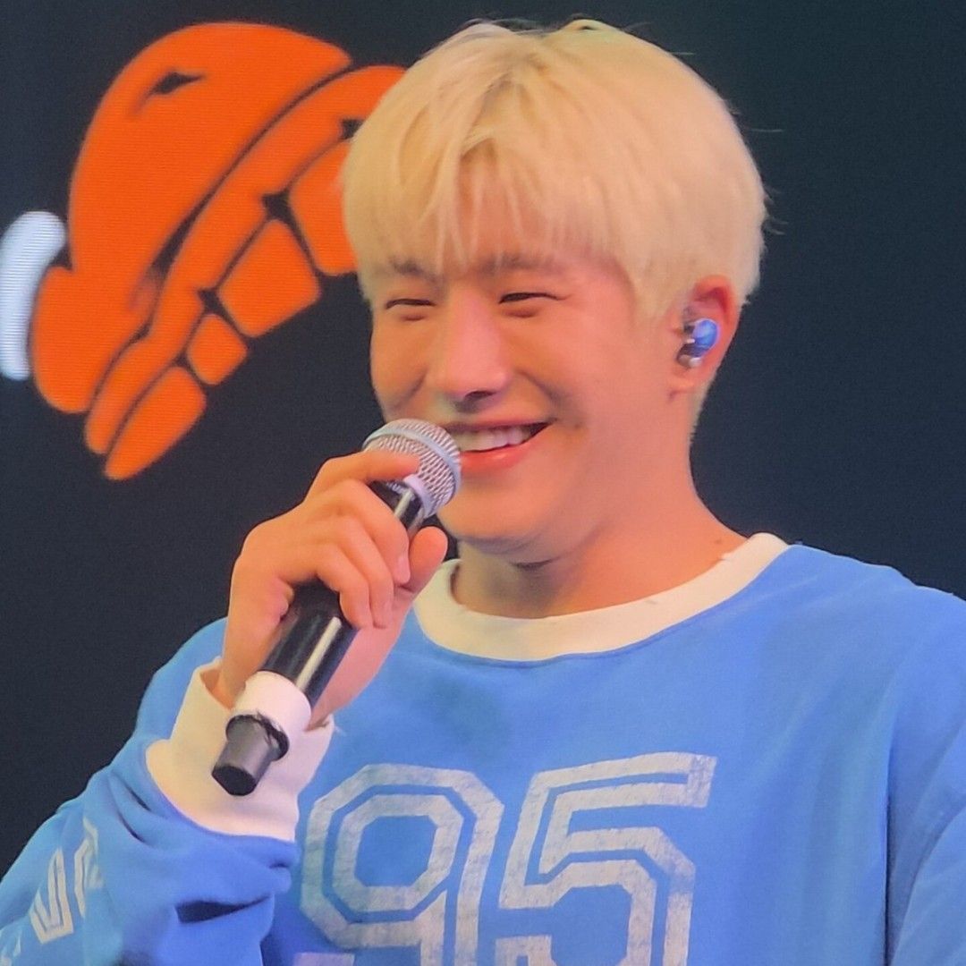 아스트로의 비하인드 컷