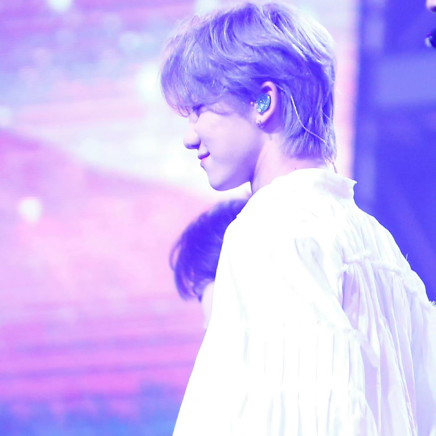 Behind-the-scenes cut of The 8 (SEVENTEEN)