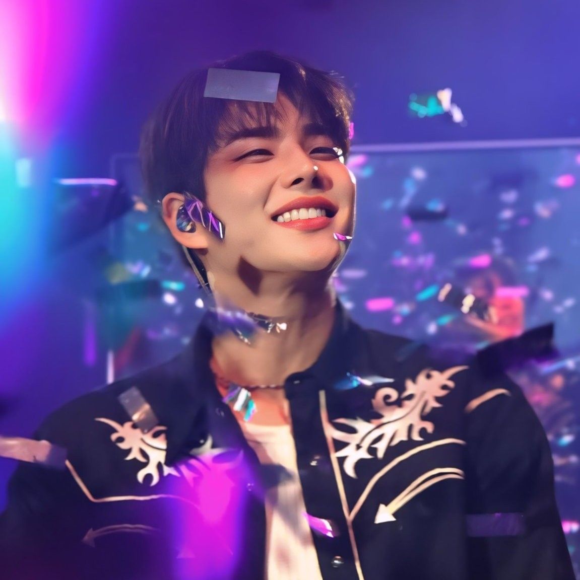 Behind-the-scenes cut of MJ (ASTRO)