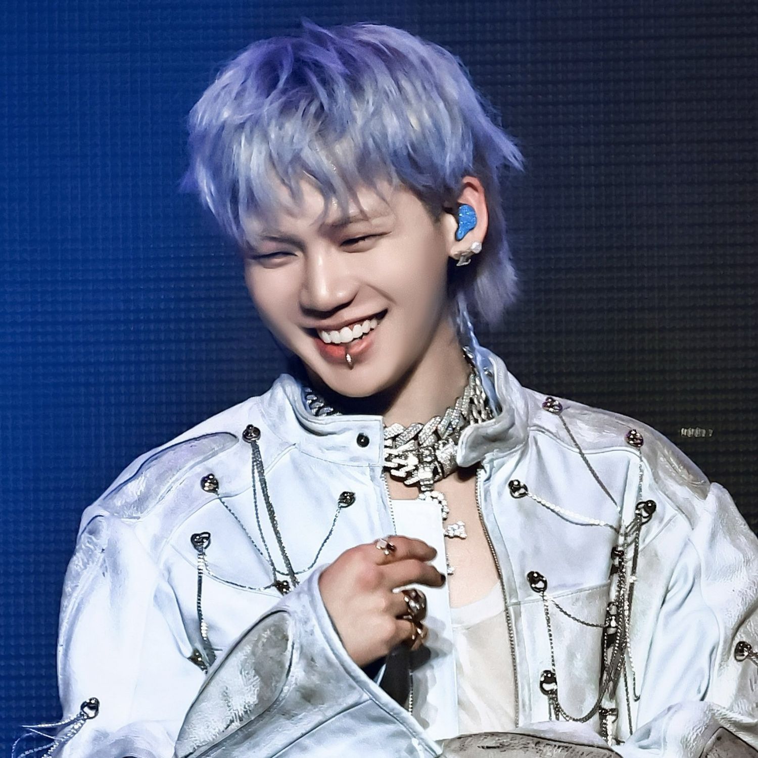 Behind-the-scenes cut of Choi Hyunsuk (TREASURE)