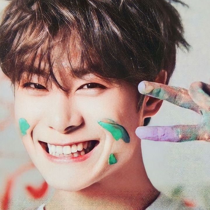 Latest photo of Moonbin (ASTRO)