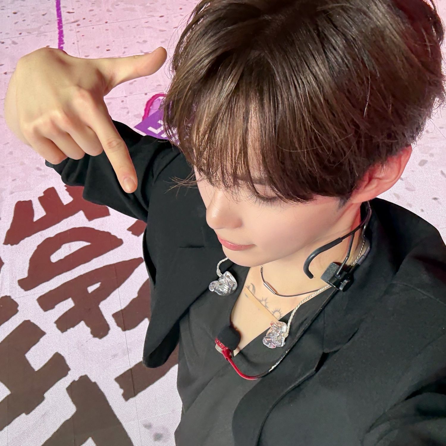 A moment captured by Sung Hanbin (ZEROBASEONE)'s fan