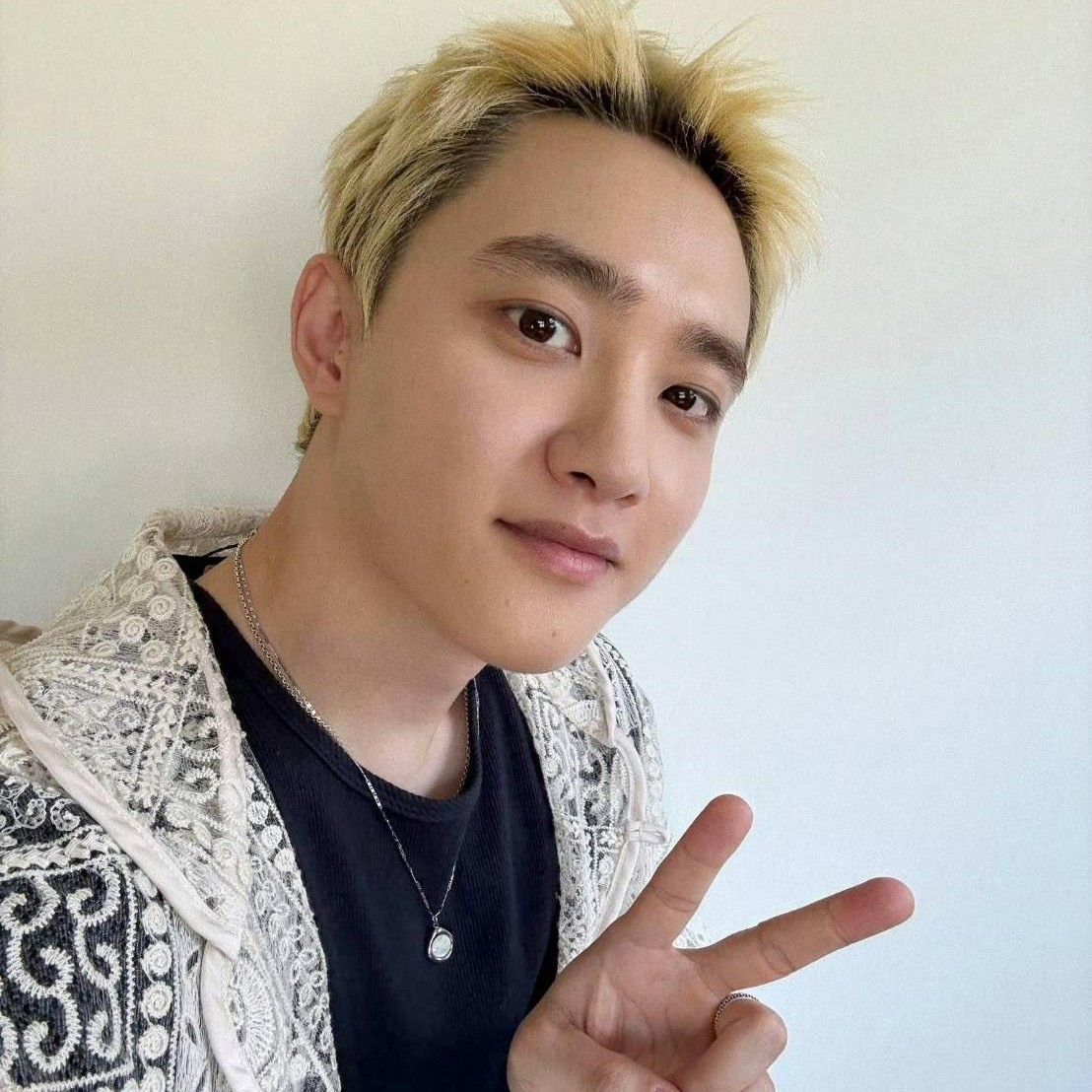 Recent activity shot of EXO